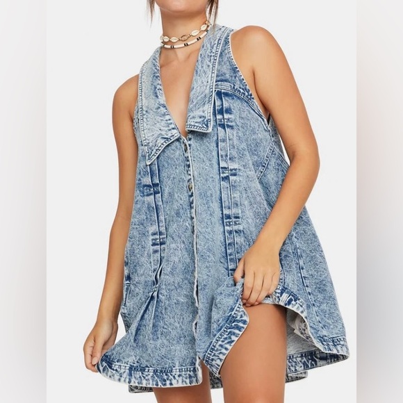Free People Dresses & Skirts - Free People Katie Halterneck Denim Dress